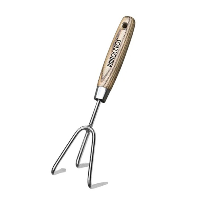 Cultivador manual de 3 dentes